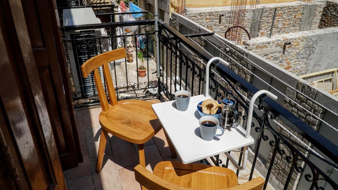 Cozy Apartments In Symi Center Exterior foto