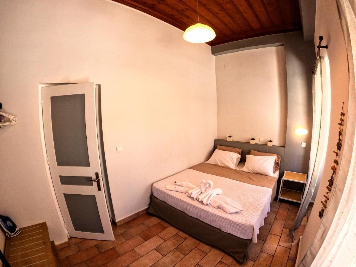 Cozy Apartments In Symi Center Exterior foto
